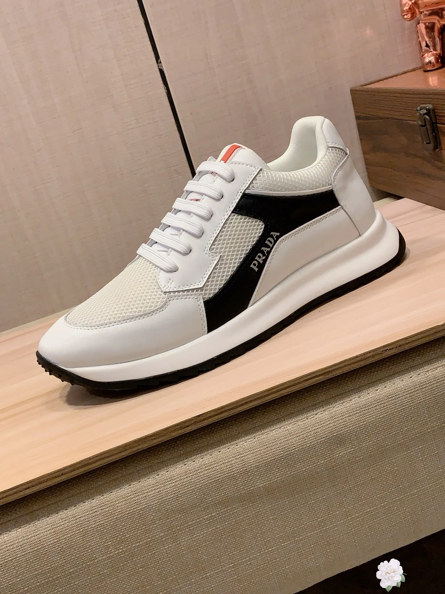 Men's shoes 💰460💰💰🎩🎩[Lightning][Lightning] "Prada PRADA*" latest hot style casual shoes, top brand [seduce] luxury~purchase, top~quality. [Strong] The upper is made of imported breathable cowhide with material ➕ breathable sheepskin feet (•) and fine workmanship. The original stylish and stylish soft rubber wear-resistant and non-slip outsole is light and comfortable on the feet. The real thing looks better when photographed in person. 0121: code: 38-44, 4️⃣ colors selected